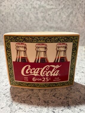 Coca-Cola Ceramic Toothbrush Holder - Retro "6 for 25¢" Design (Model DW8603.RD)